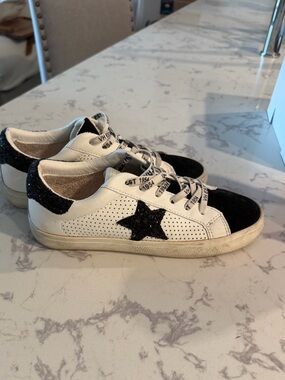 Vintage Havana Women's Gadol Sneakers White/Black Glitter- Size 6.5